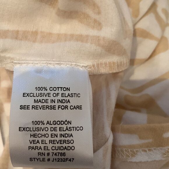 Patrons of  Peace Crop Top - Picture 5 of 6